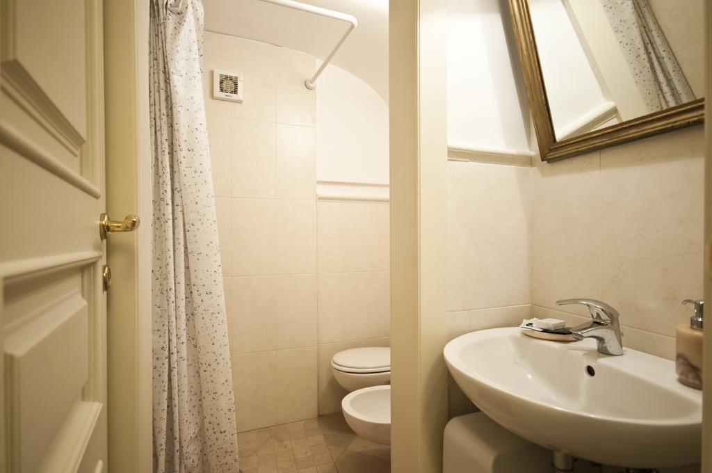 Bed And Breakfast Palazzo Santorelli Bitonto Δωμάτιο φωτογραφία