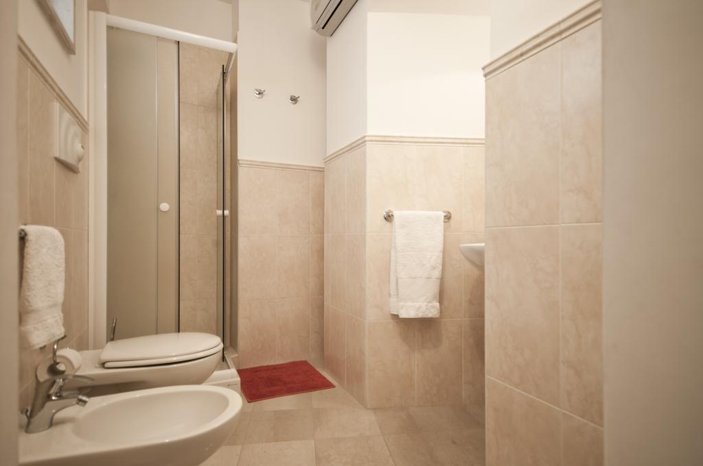 Bed And Breakfast Palazzo Santorelli Bitonto Δωμάτιο φωτογραφία